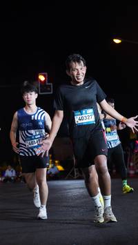 BIB: 40197, 40327, 42759
                            <button type="button" onclick="openModal(23085441)" class="btn btn-primary btn-sm float-right btn-popup" data-toggle="modal" data-target=".modal-high-quality">
                        <i class="fas fa-shopping-cart"></i> Add to Cart
                    </button>
                                            <button type="button" onclick="isThisMe(23085441, true)" class="btn btn-success btn-sm float-right btn-popup btn-isme hidden" data-toggle="tooltip" data-placement="bottom" title="นี่คือรูปของคุณใช่ไหม คลิกที่นี่เพื่อเอาเข้าอัลบั้ม">
                        <i class="fas fa-plus"></i> Add to album
                    </button>
                    <button type="button" onclick="isThisMe(23085441, false)" class="btn btn-warning btn-sm float-right btn-popup btn-isnotme hidden">
                        <i class="fas fa-ban"></i> Remove from album
                    </button>